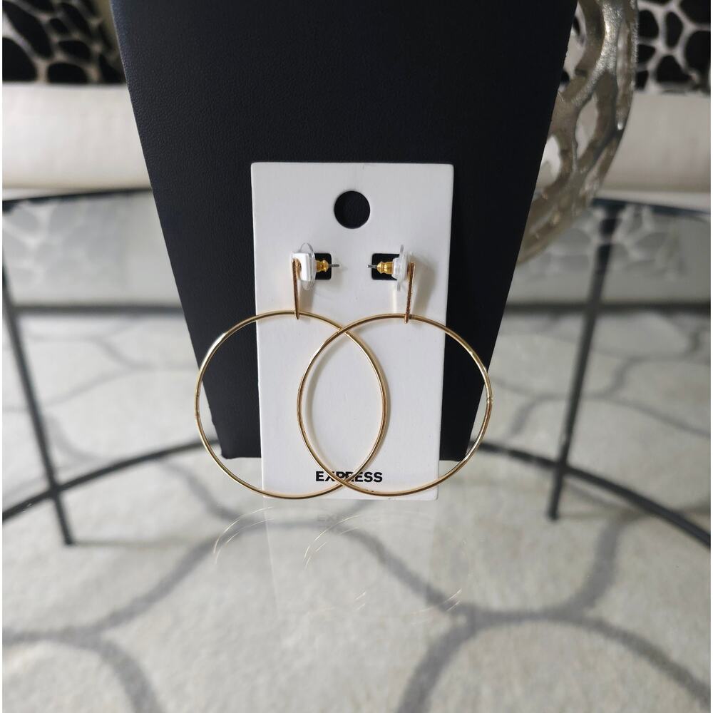 🎅 Pick 3 For $15 Express Gold Circle Earrings New - Picture 4 of 5
